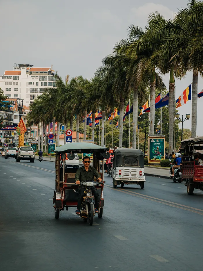 how to get around in cambodia