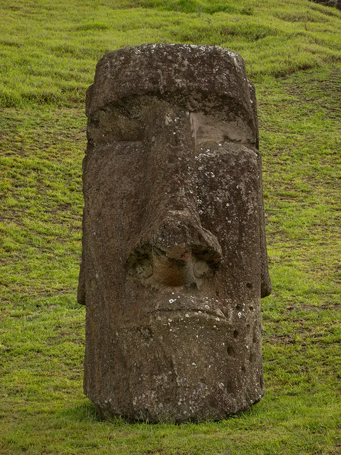 Rano Raraku moai statues